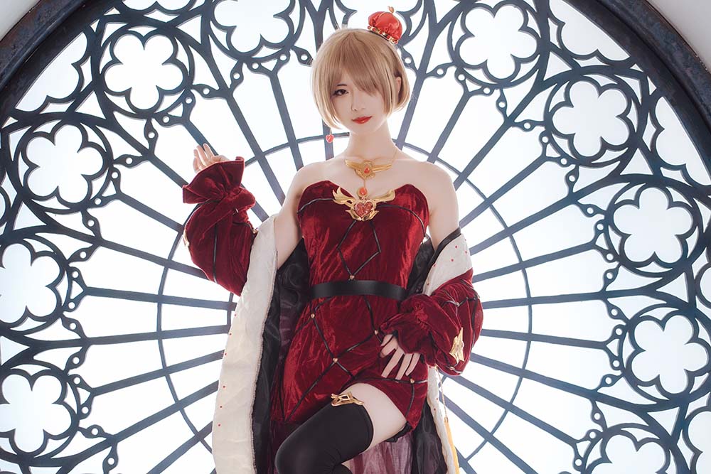 弥音音ww – 丽塔 红皇后 Cosplay-第2张