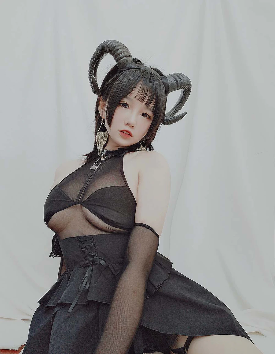 阿半今天很开心 – 玛修 Cosplay-第1张