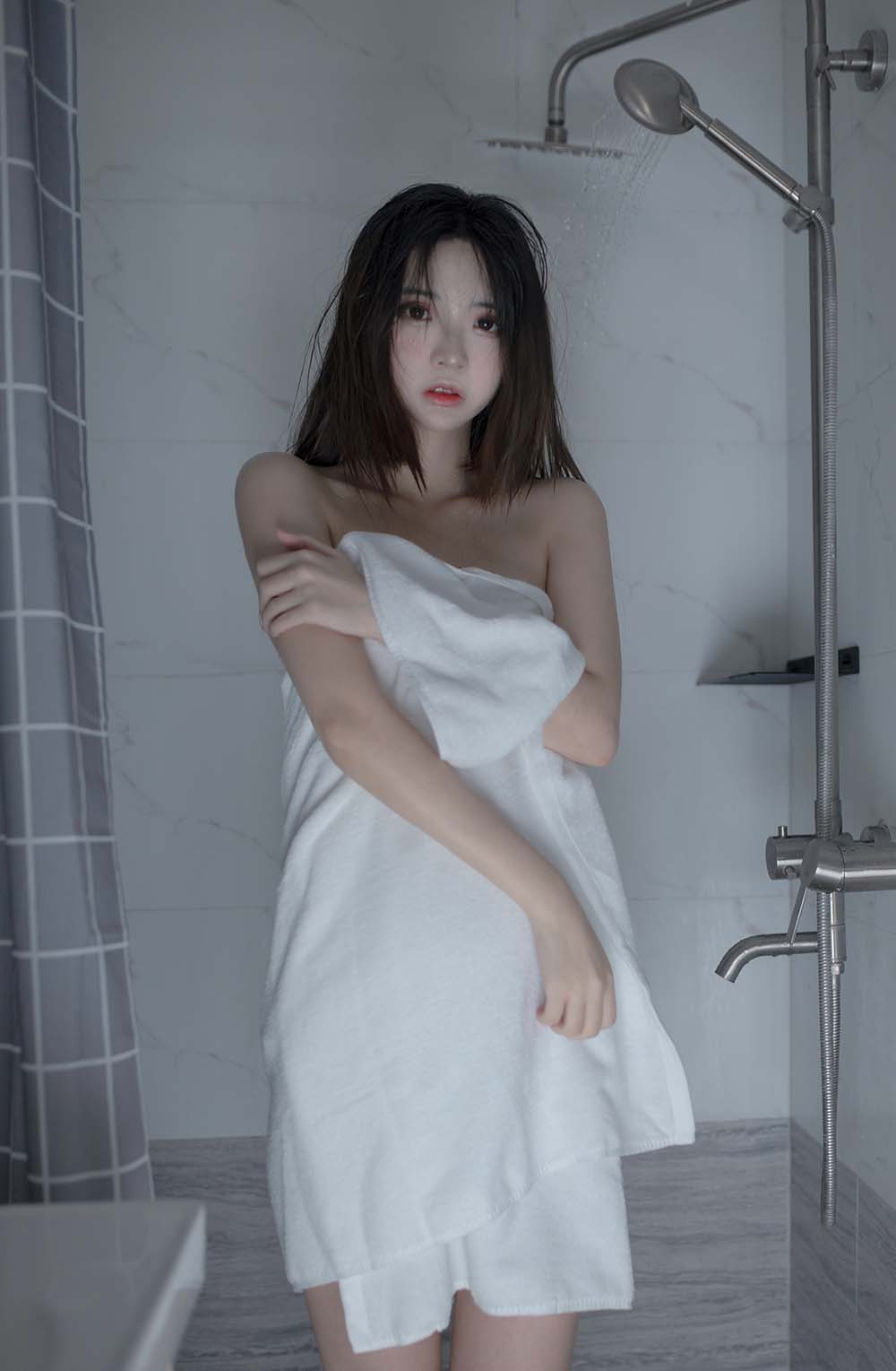 疯猫ss – 思绪之浴室 Cosplay-第1张