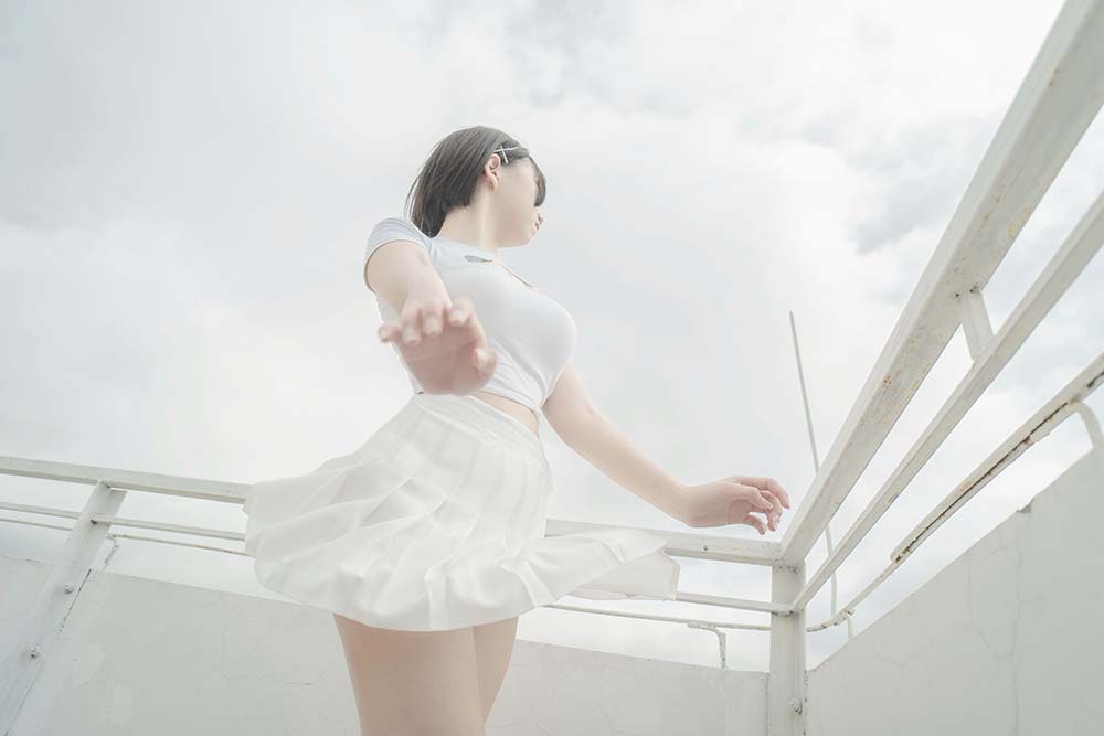 阿薰kaOri – 天台 Cosplay-第1张