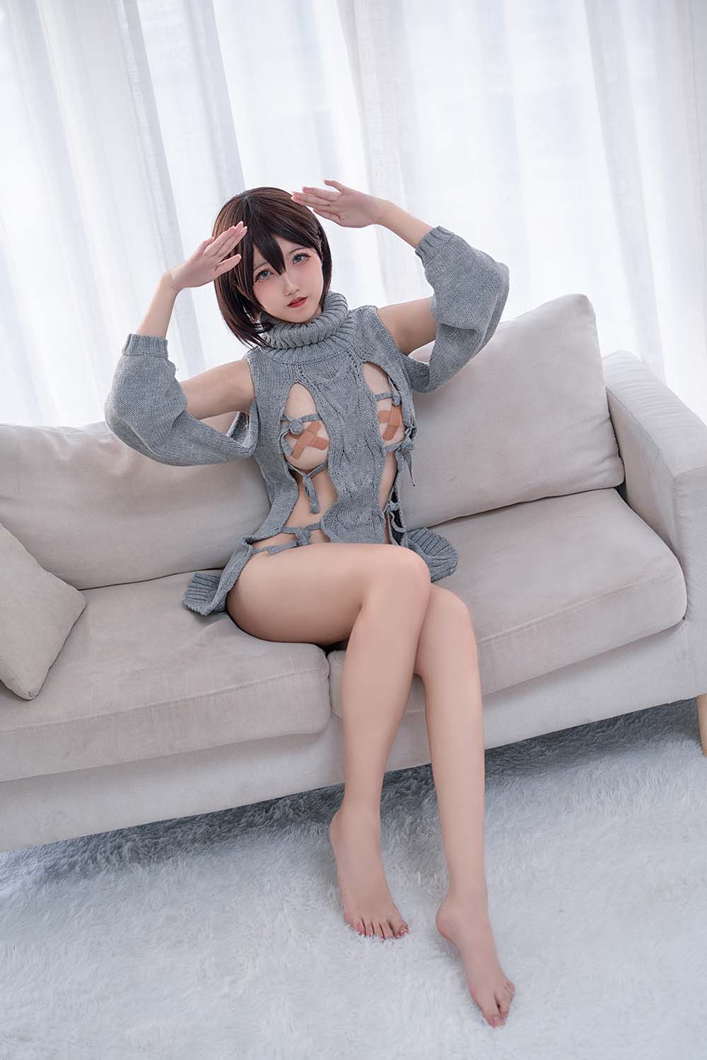 阿薰kaOri – 露背毛衣 Cosplay-第1张