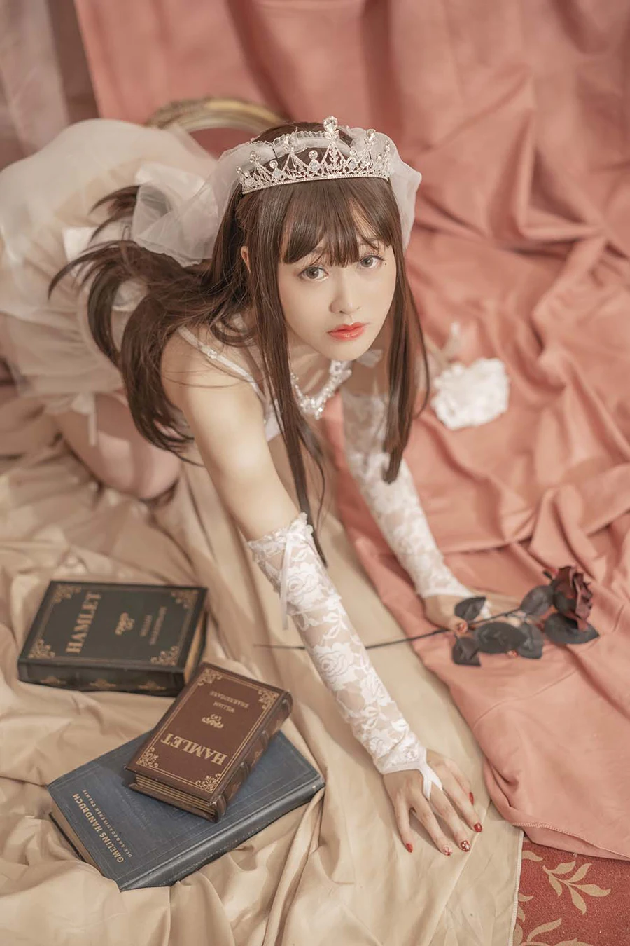 脱尾巴Mizuki – 婚纱 Cosplay-第1张