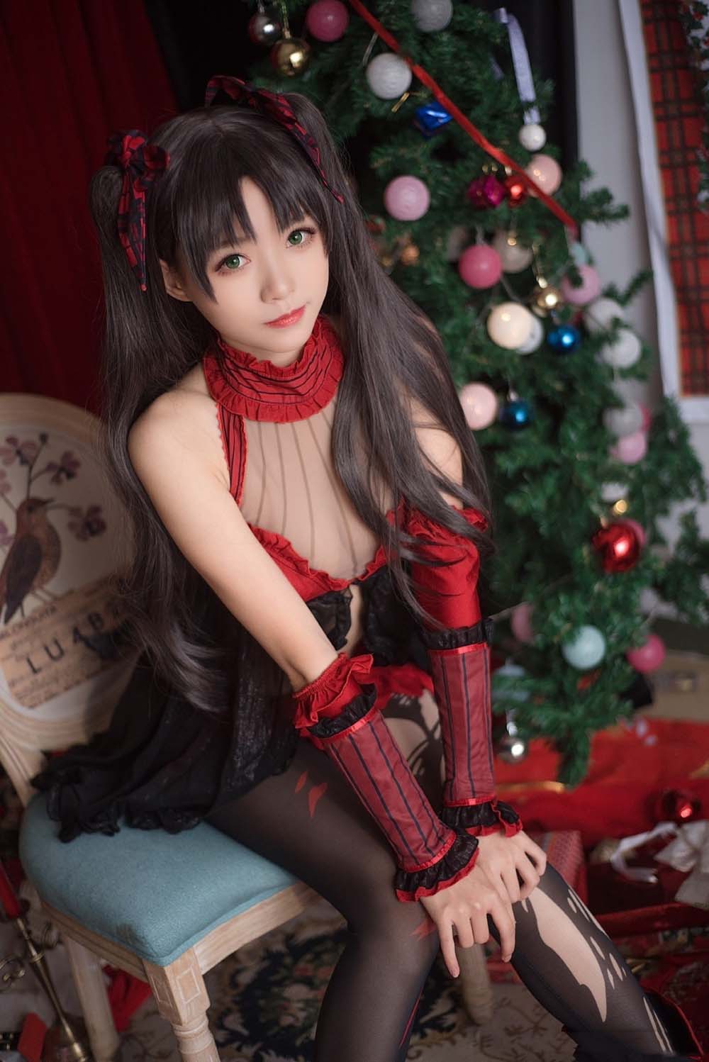 大大卷卷小卷 – 内衣双马尾 Cosplay-第2张