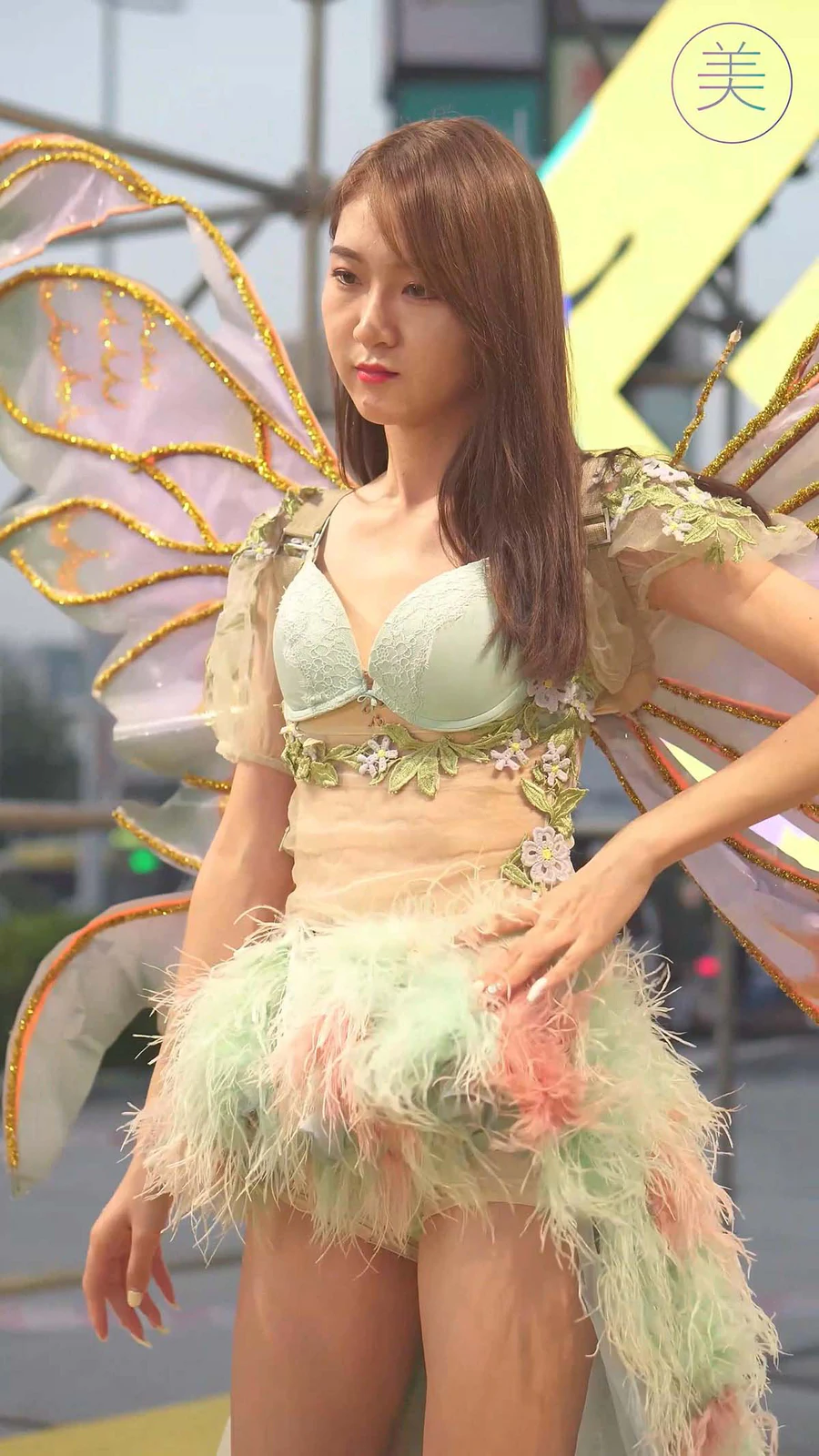 2021 广州安华汇维密内衣秀 Victoria’s Secret Fashion 街拍-第2张