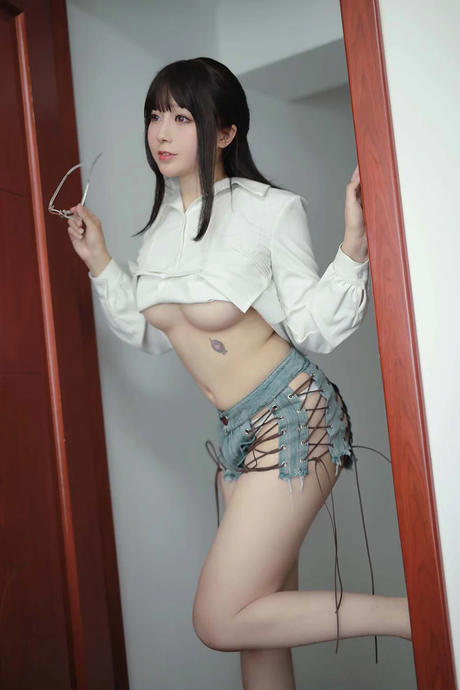 小容仔咕咕咕 – 创口贴OL Cosplay-第2张