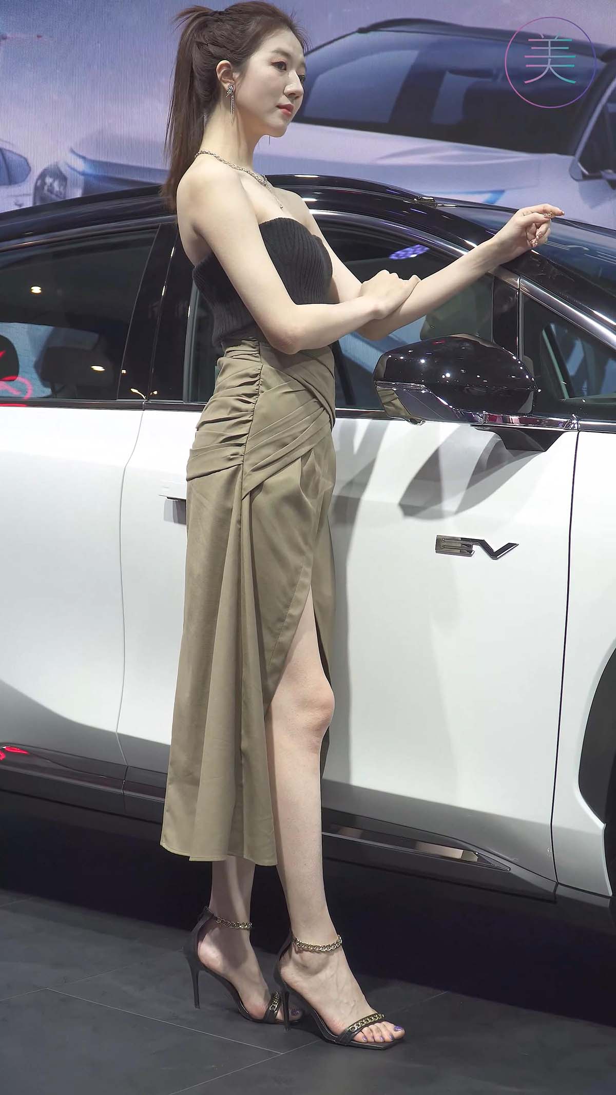2021 广州车展 Racing Model Mitsubishi模03 街拍-第1张