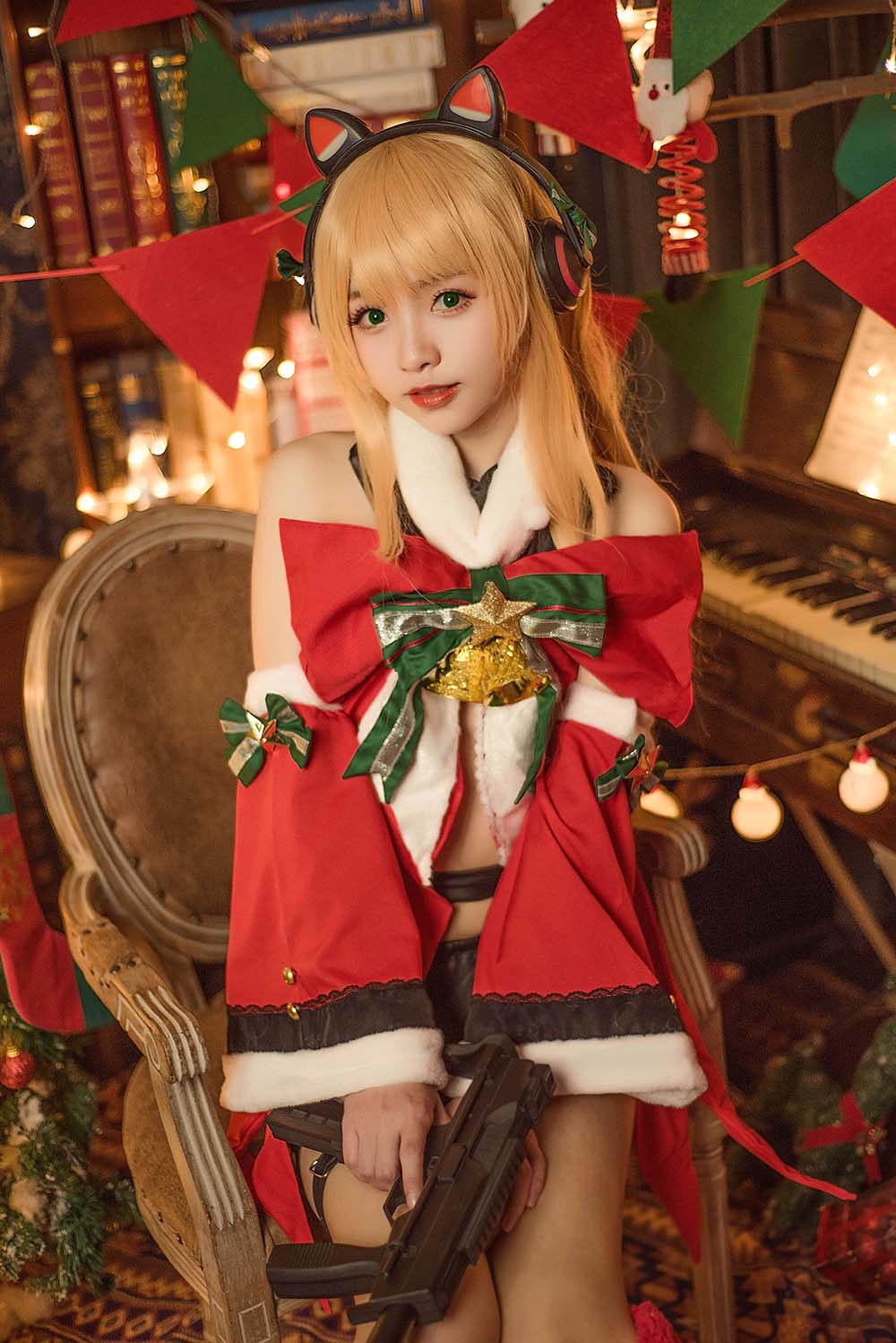 大大卷卷小卷 – 圣诞 Cosplay-第1张