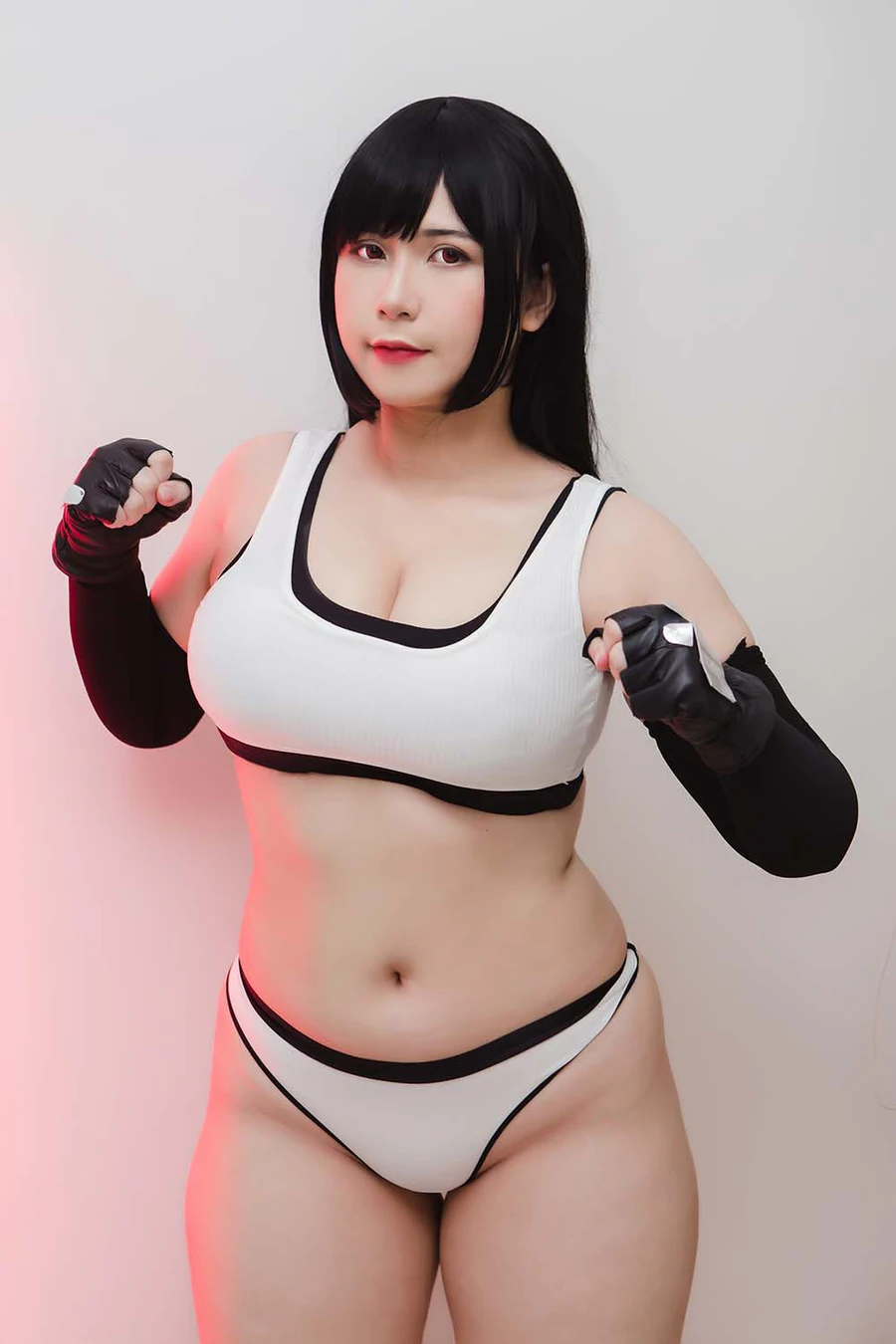 Uy Uy – Tifa Lockhart Cosplay-第1张