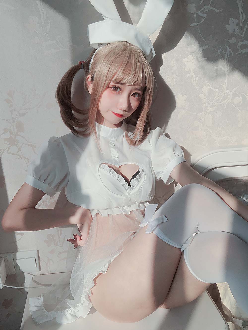 果咩酱w – 兔兔护士 Cosplay-第1张