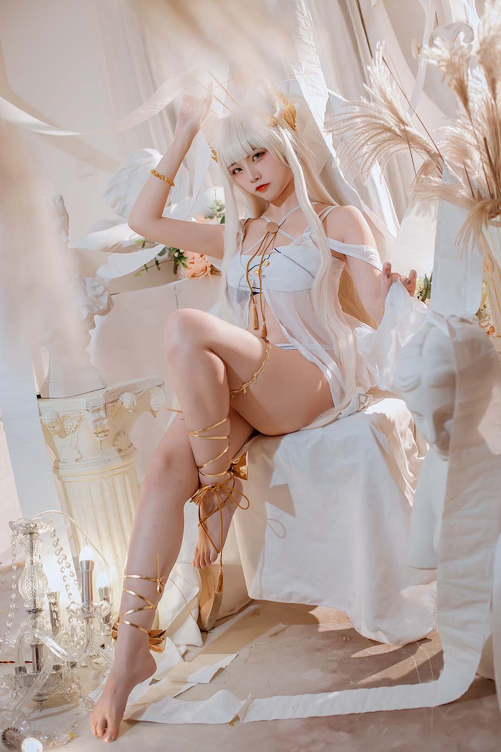 二佐Nisa – 方舟白金泳装 Cosplay-第1张
