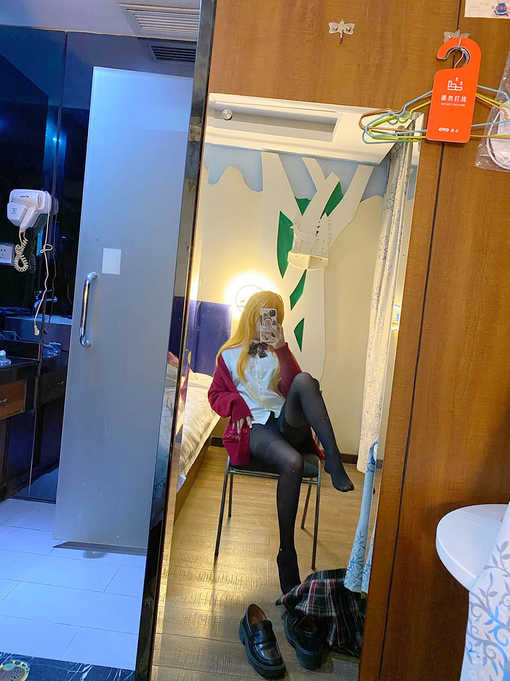 芋圆侑子SJ_ – 金毛不良jk Cosplay-第1张