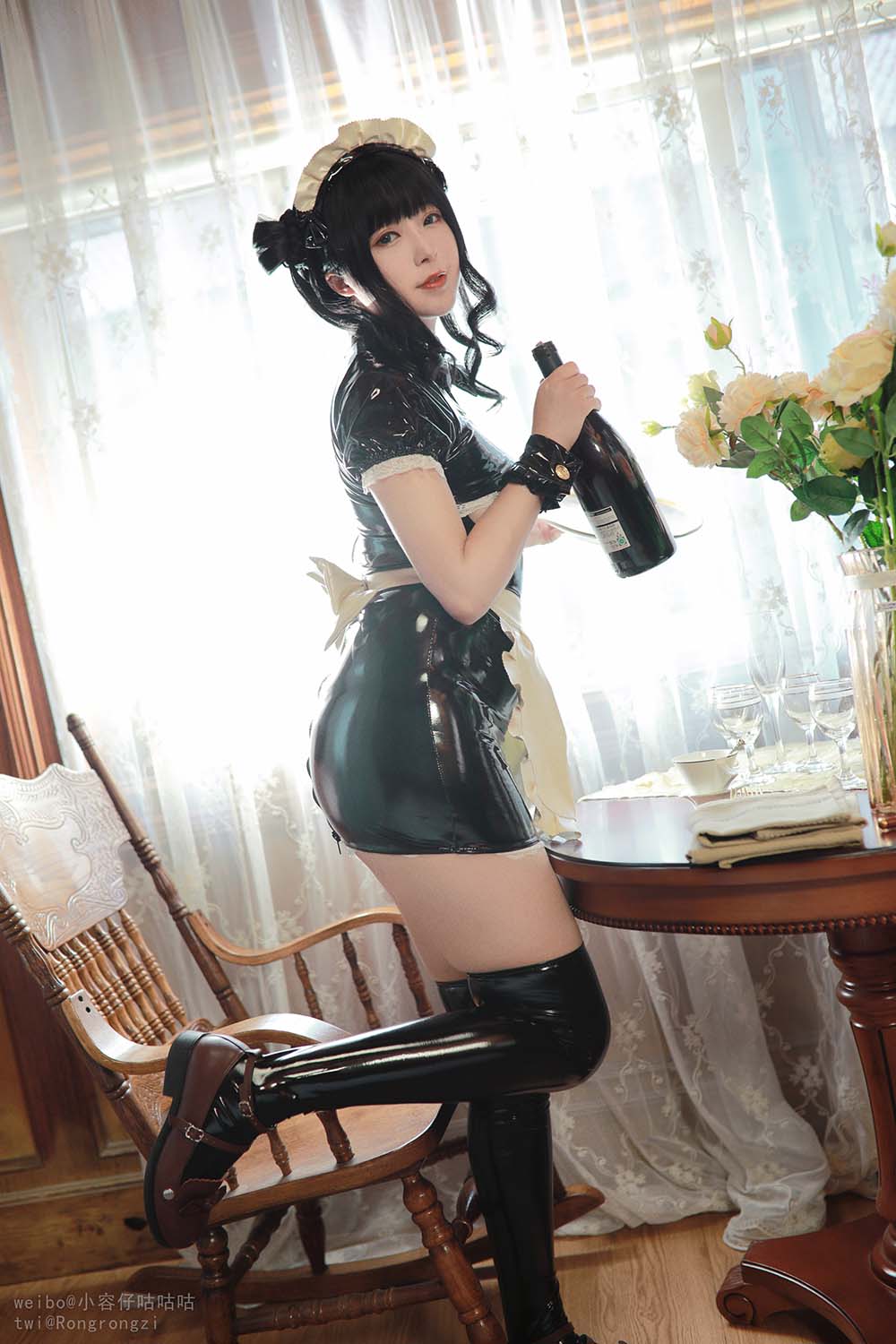 小容仔咕咕咕 – 南半球女仆 Cosplay-第1张