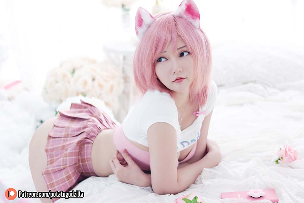 Potato Godzilla – Pink Casual Cosplay-第1张