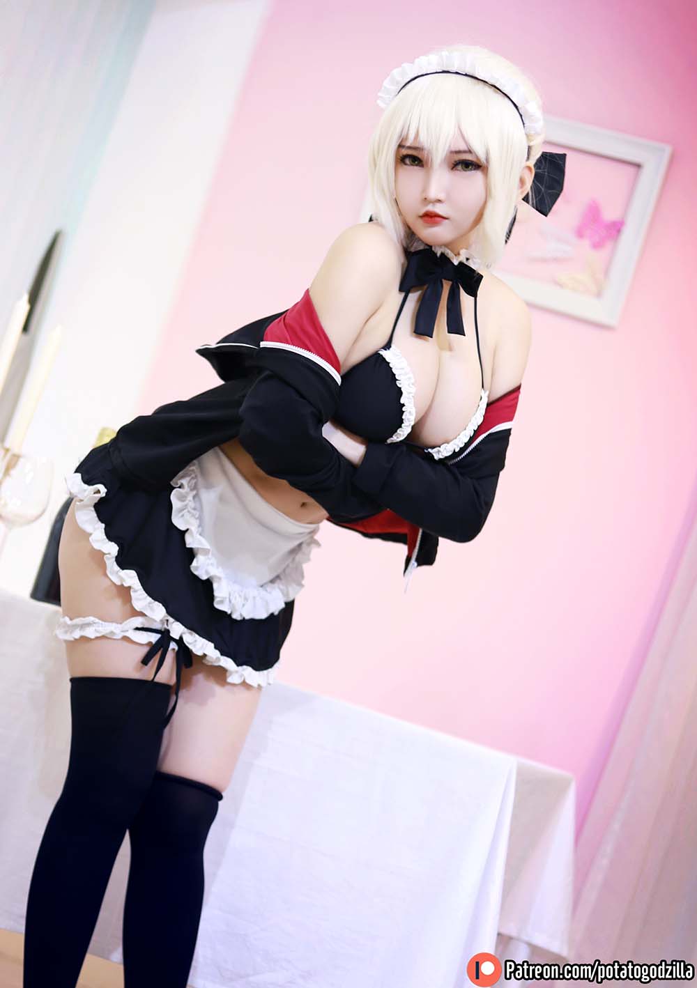 Potato Godzilla – Saber Alter Maid Cosplay-第1张