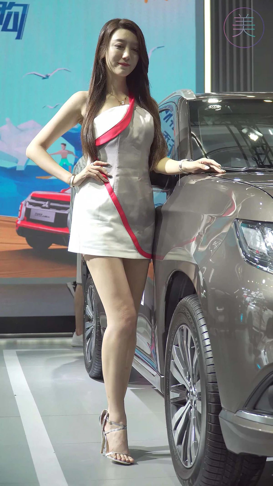 2021 深圳大湾区车展 Racing Model Mitsubishi车模05 街拍-第1张