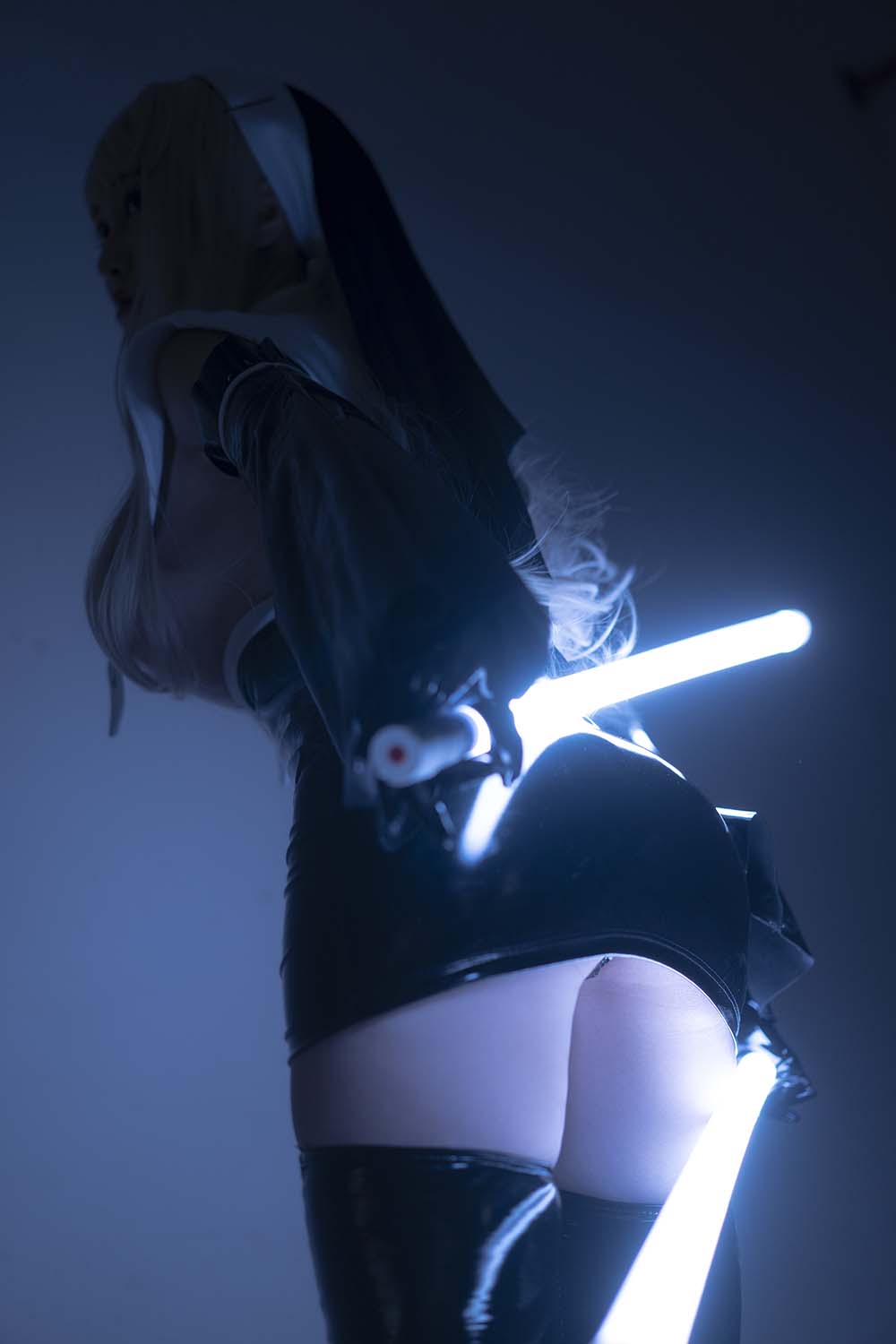 脱尾巴Mizuki – 修女 Cosplay-第2张