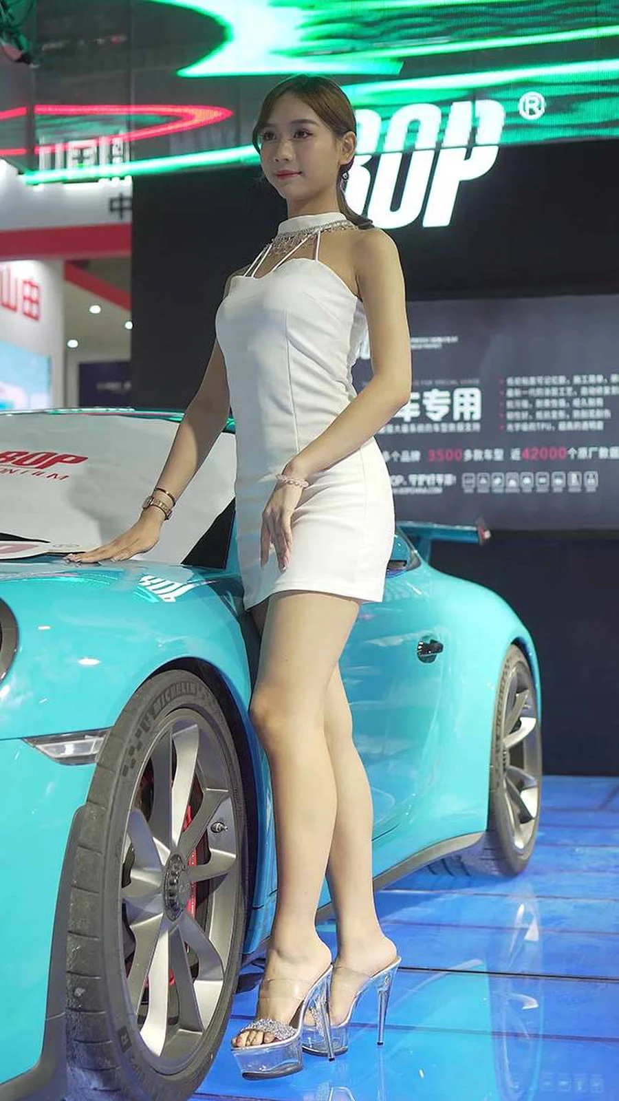 2021 深圳改装车展 Auto Salon Racing Model 42 街拍-第1张