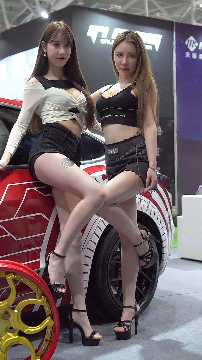 2021 深圳改装车展 Auto Salon Racing Model 39 街拍-第1张