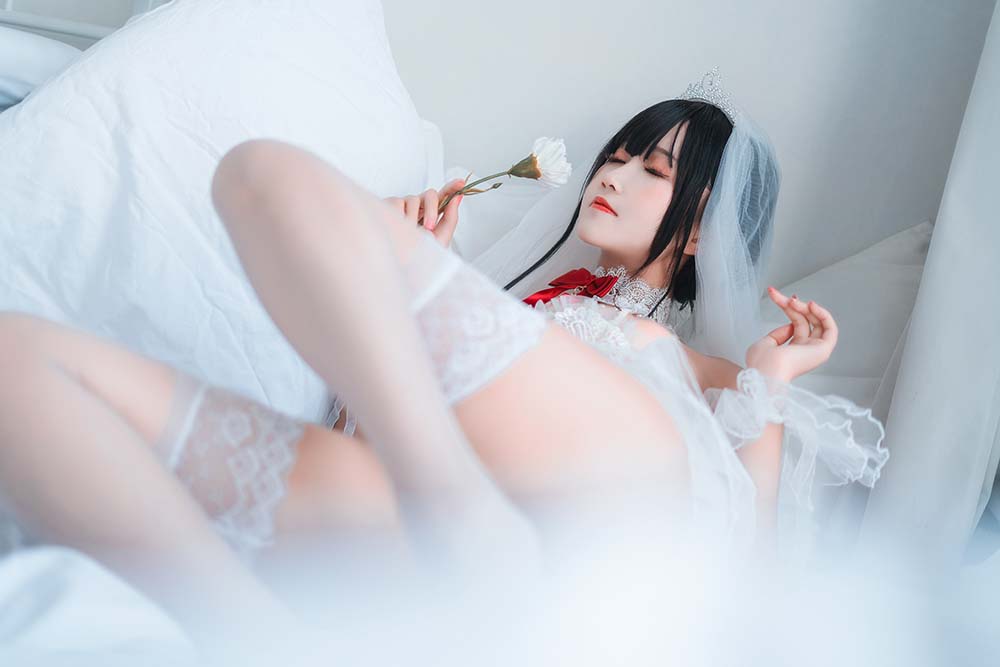 三度_69 – 婚纱孔雀翎 Cosplay-第1张