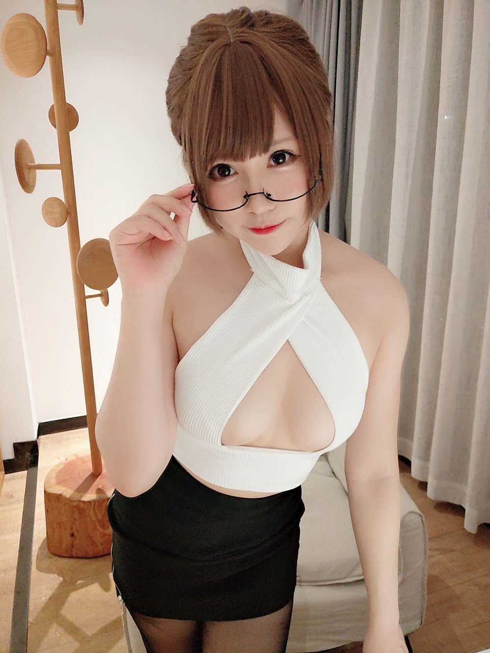 Nyako喵子 – 开胸黑丝 Cosplay-第1张