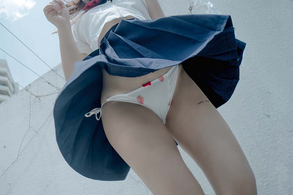 白烨 – 天台 Cosplay-第1张