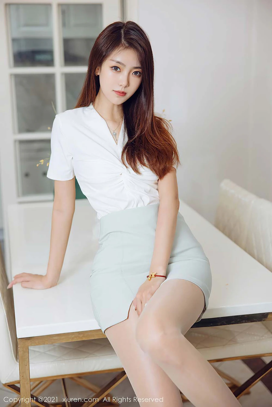 [Xiuren秀人网]2021.09.09 NO.3924 可樂Vicky Xiuren秀人网-第2张