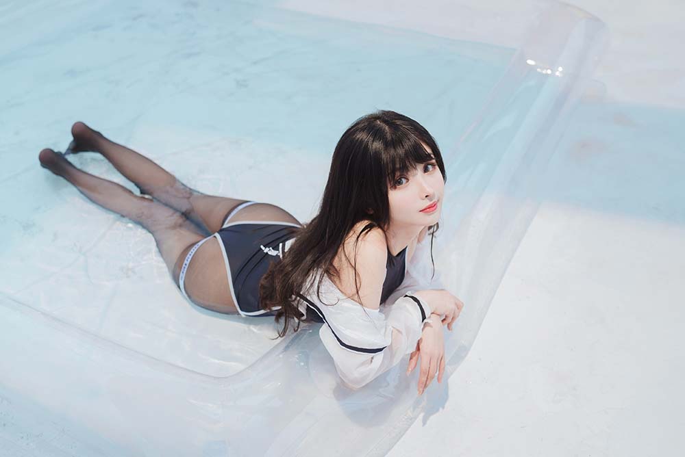 rioko凉凉子 – 天台竞泳 Cosplay-第2张