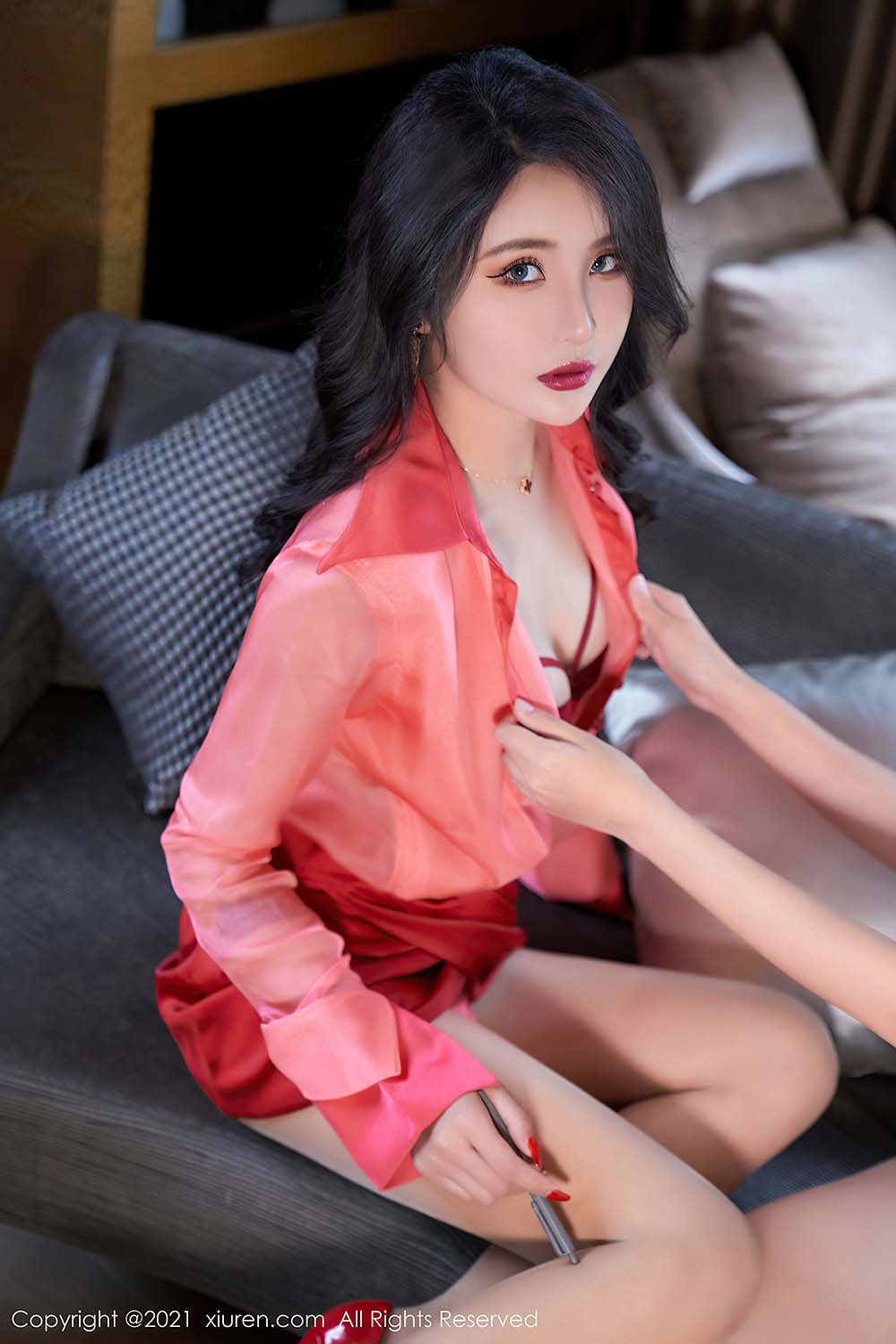 [Xiuren秀人网]2021.09.08 NO.3915 Emily尹菲 Xiuren秀人网-第1张