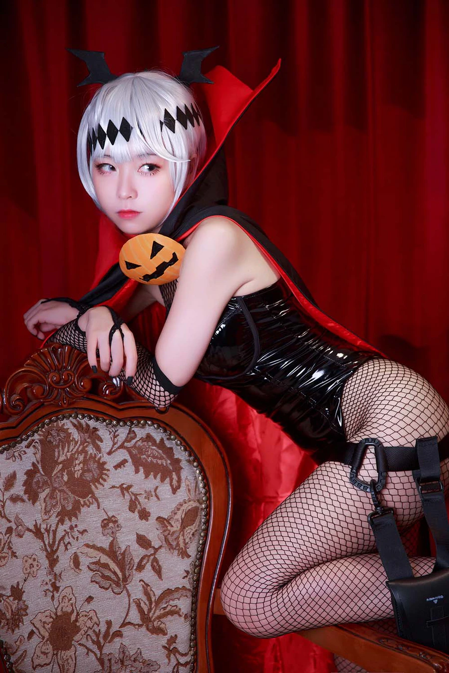 一米八的大梨子 – g44祭祀祀psg万圣 Cosplay-第1张