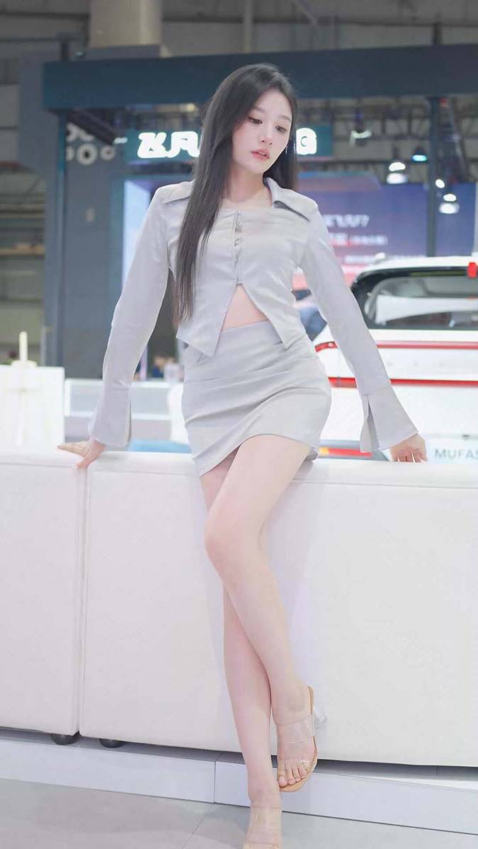 2023 东莞秋季车展 Racing Model 车模抖音网红随拍车模01 街拍-第1张