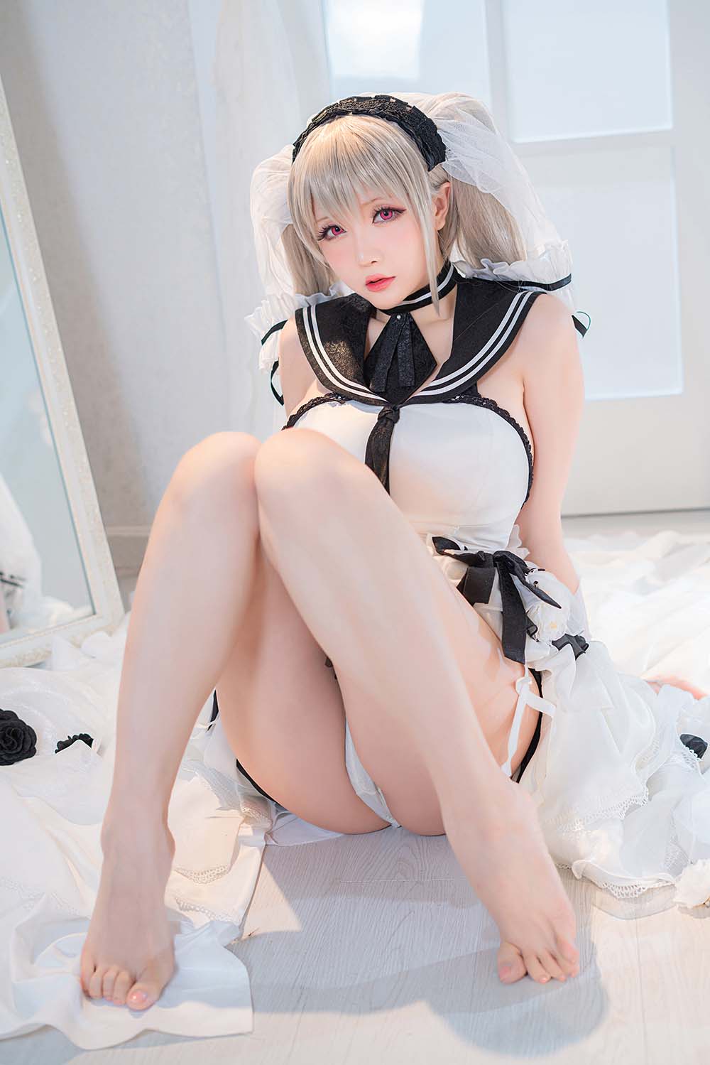 星之迟迟 – 纯白と漆黑《可畏》 Cosplay-第1张