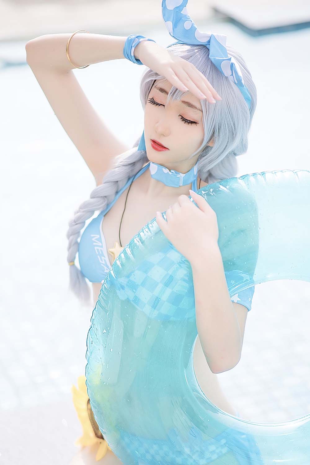南桃Momoko – 琪亚娜泳装 Cosplay-第2张