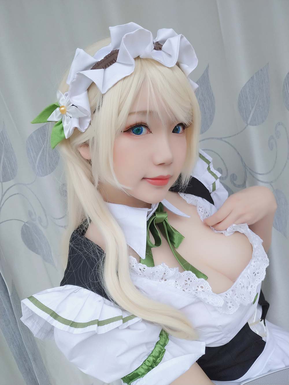 雪晴Astra – 女仆 Cosplay-第1张