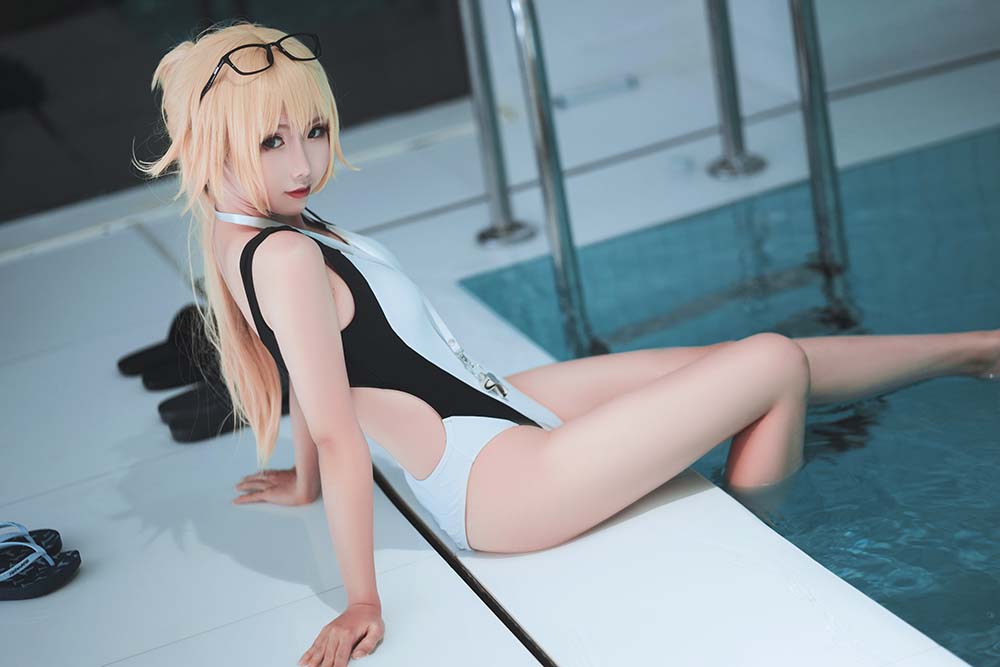 面饼仙儿 – 贞德泳衣 Cosplay-第2张