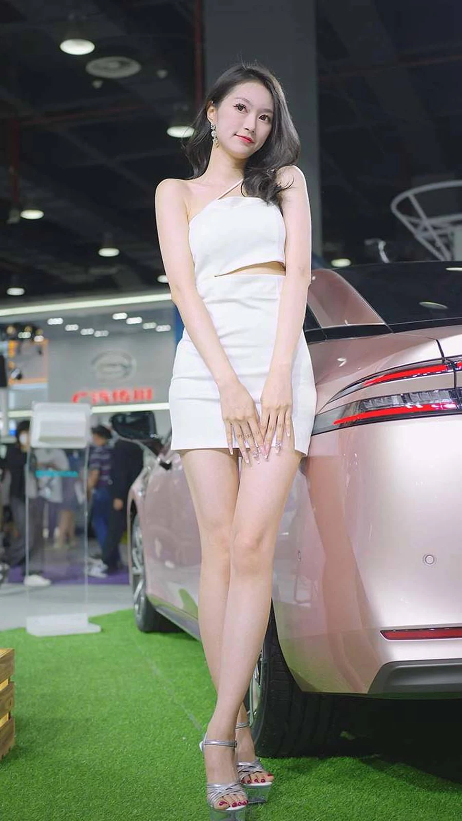 NO.0495 2023 广州华南车展 Racing Model AION车模05 街拍-第1张