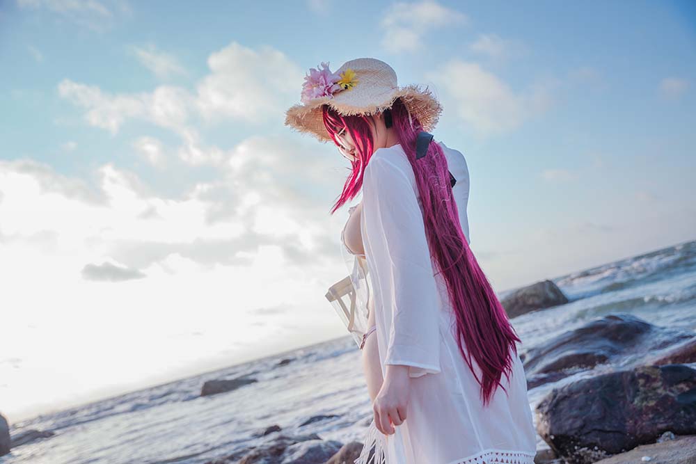 啊日日_Ganlory – 絮库夫泳装 Cosplay-第2张