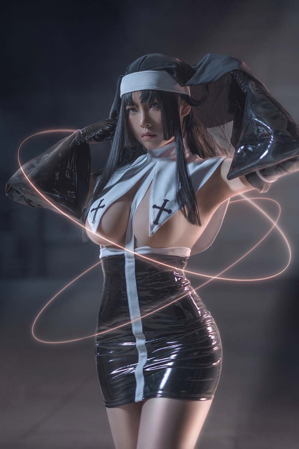 uki雨季 – 修女黑胶衣 Cosplay-第1张