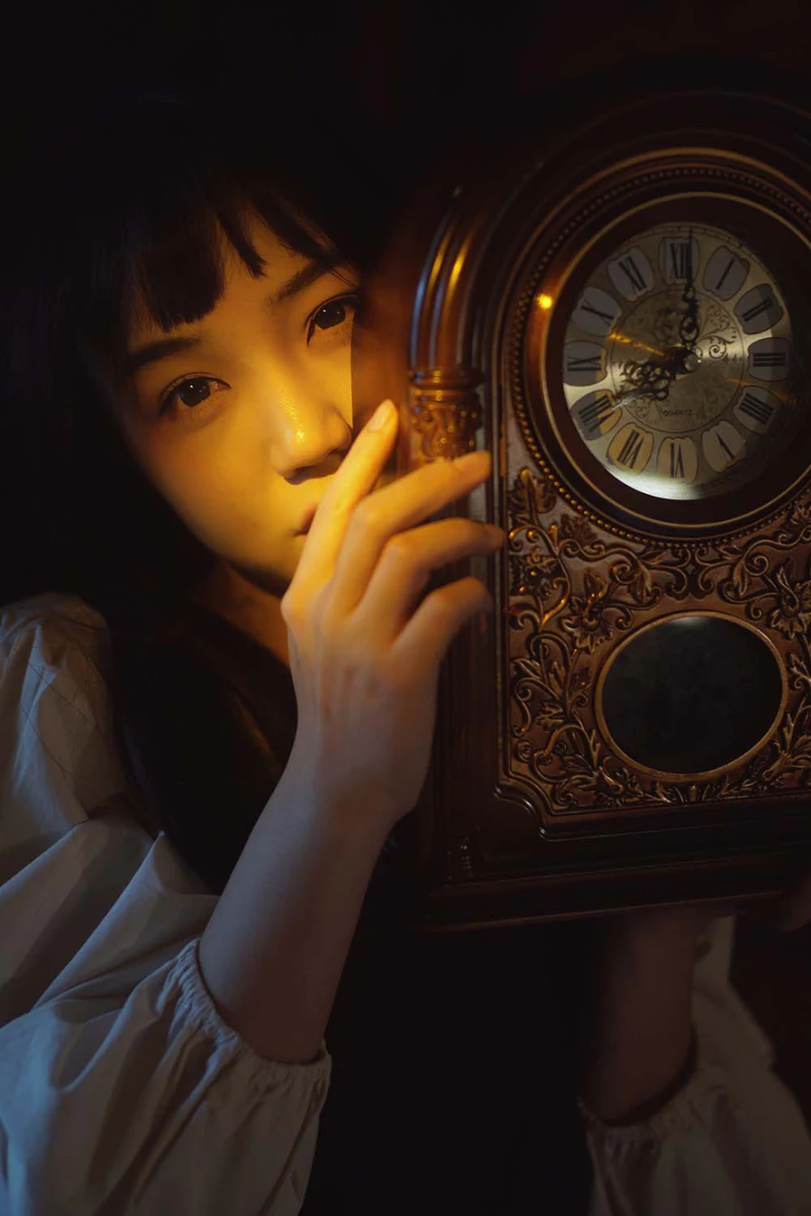 [YITUYU艺图语]2023.02.24 黄昏的时钟 树树 YITUYU艺图语-第2张