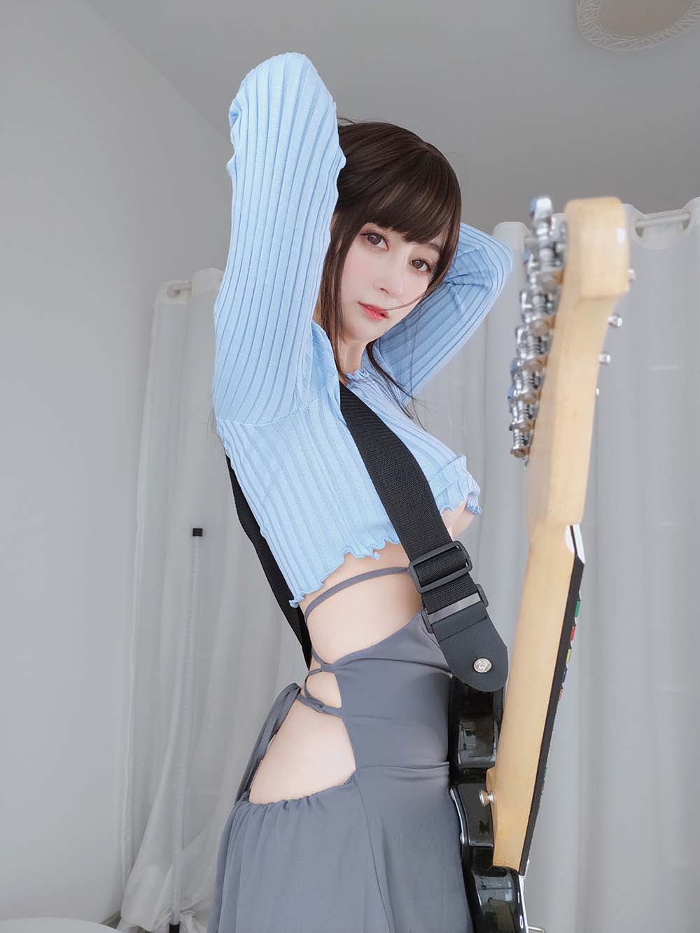 白银 – 吉他妹妹 Cosplay-第1张