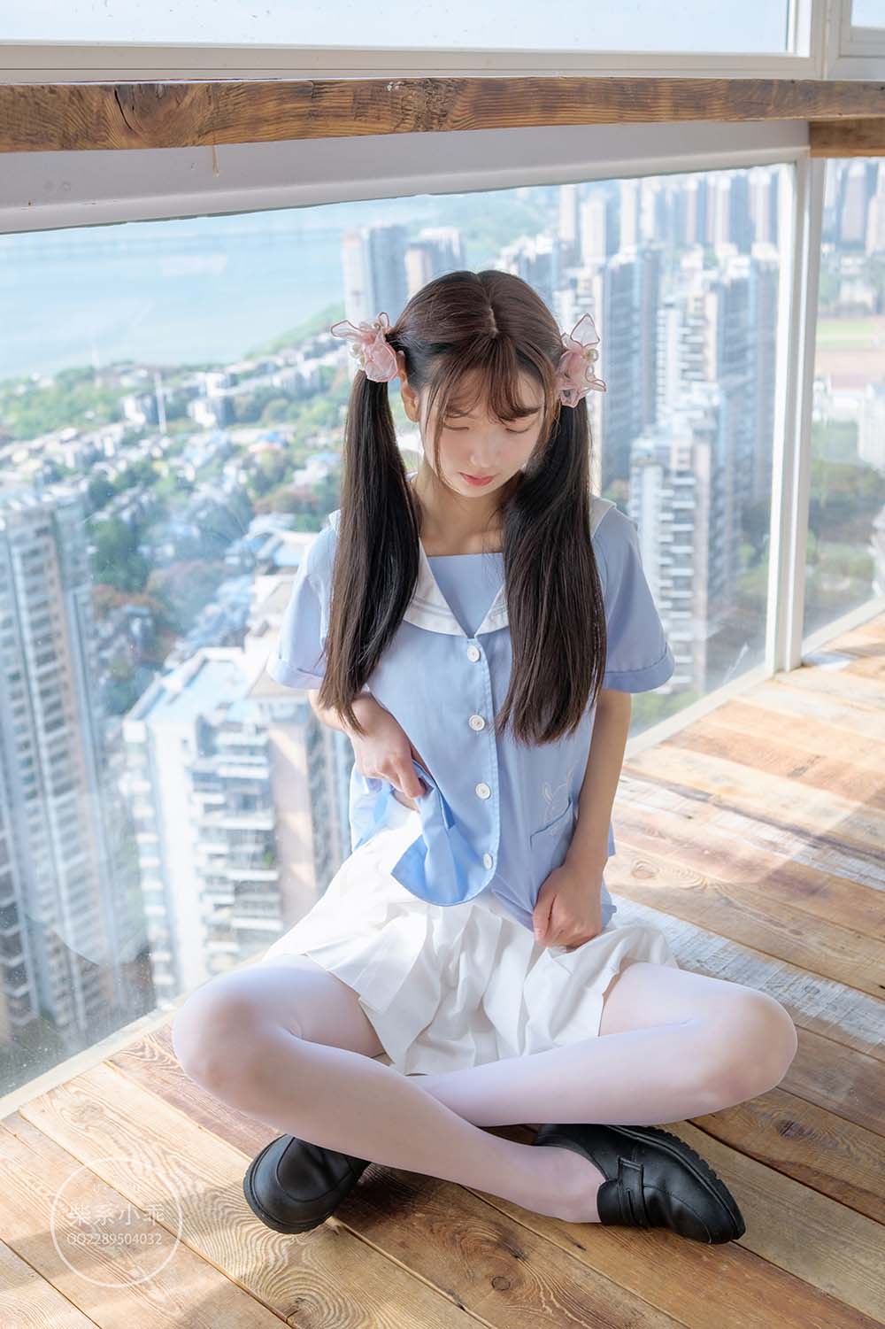 柴系小乖(稚乖画册) – 晴空 白丝双马尾 Cosplay-第2张