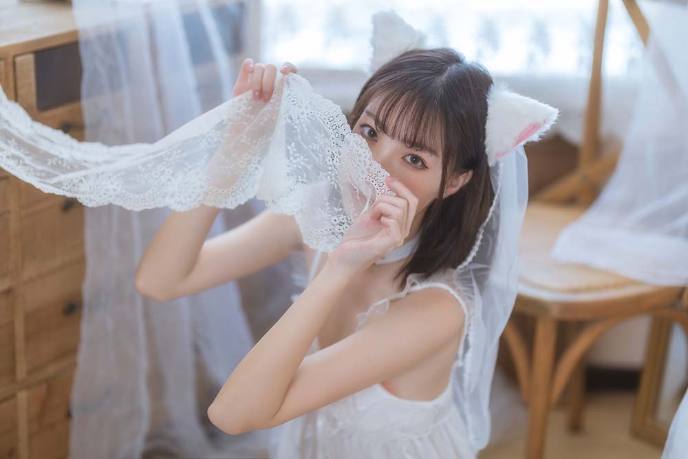 许岚 – 少女白色裙 Cosplay-第1张