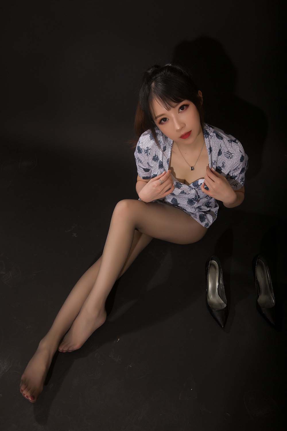 小女巫露娜 – 东航棚拍 Cosplay-第1张