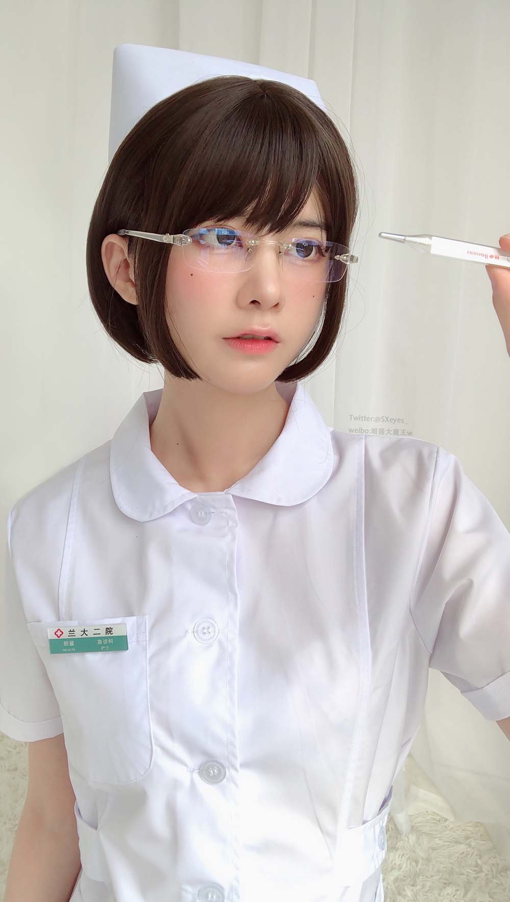 眼酱大魔王w – 护士姐姐 Cosplay-第1张
