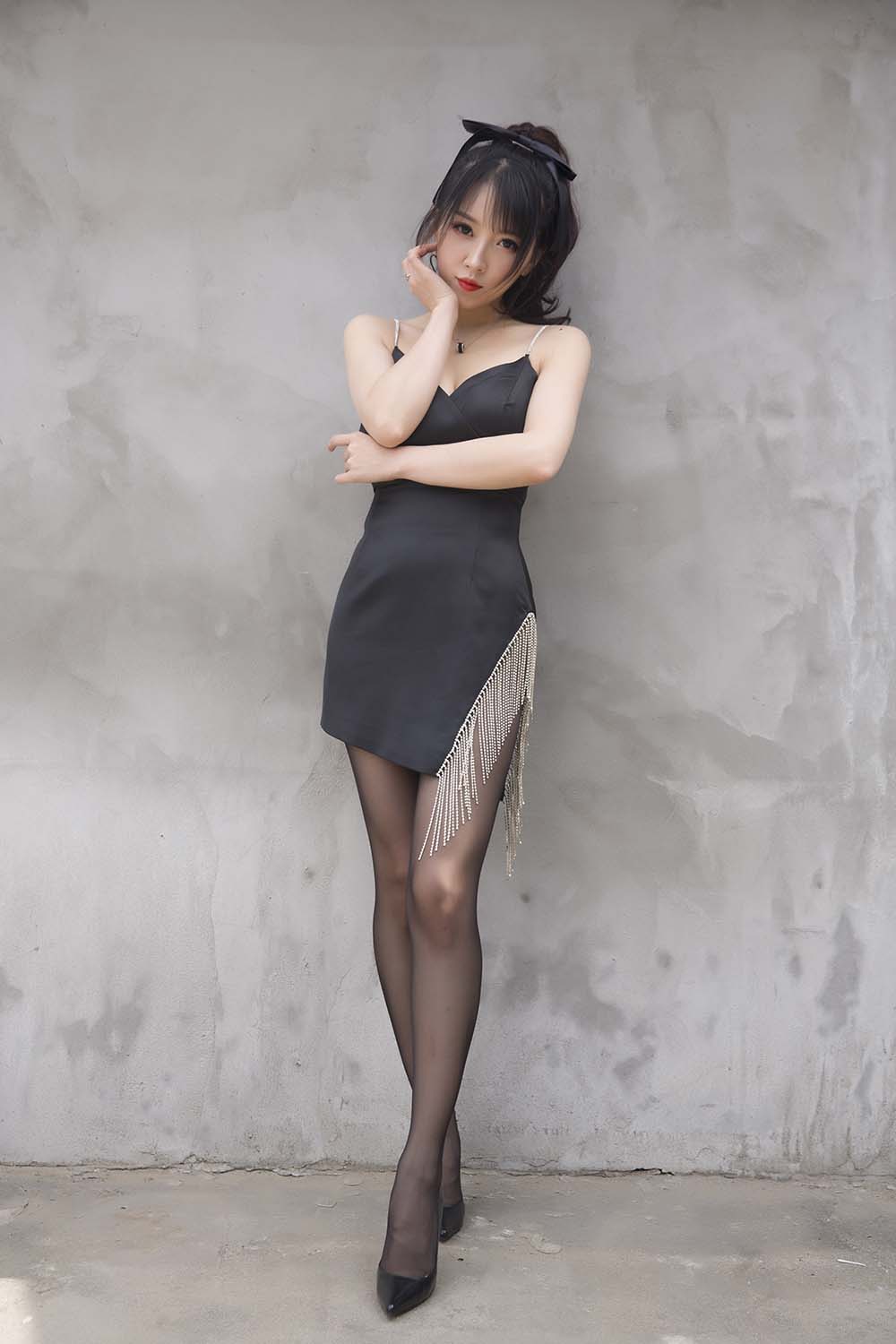 小女巫露娜 – 黑色流苏 Cosplay-第1张