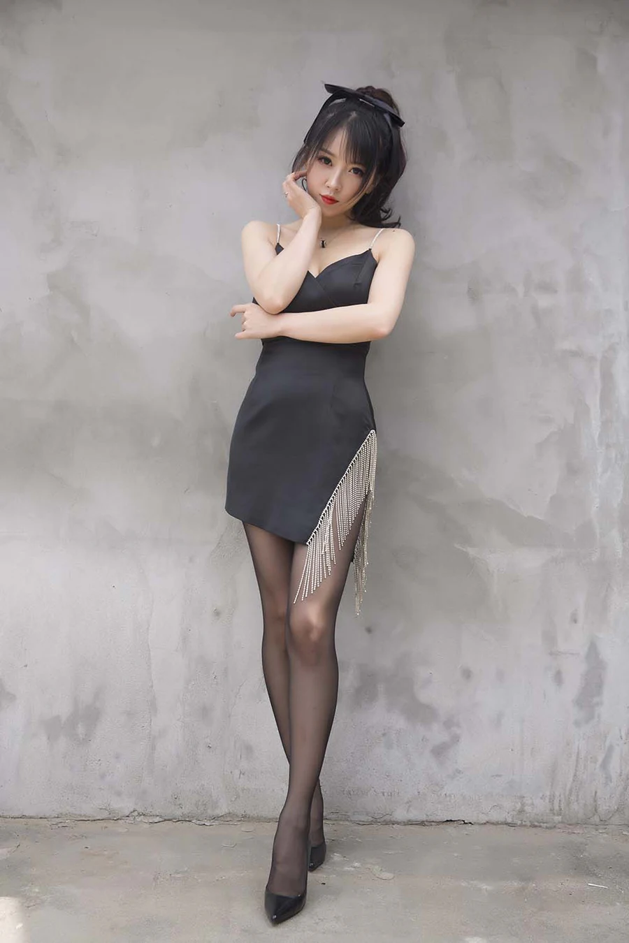 小女巫露娜 – 黑色流苏 Cosplay-第1张