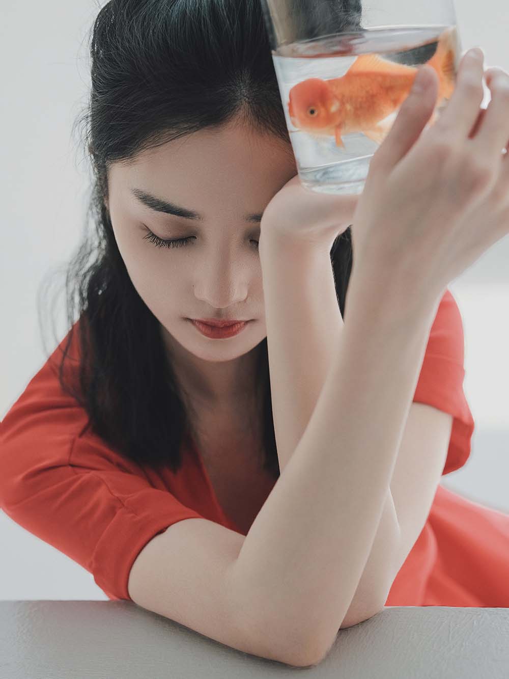 [YITUYU艺图语]2023.03.20 少女与鱼 雨文 YITUYU艺图语-第1张