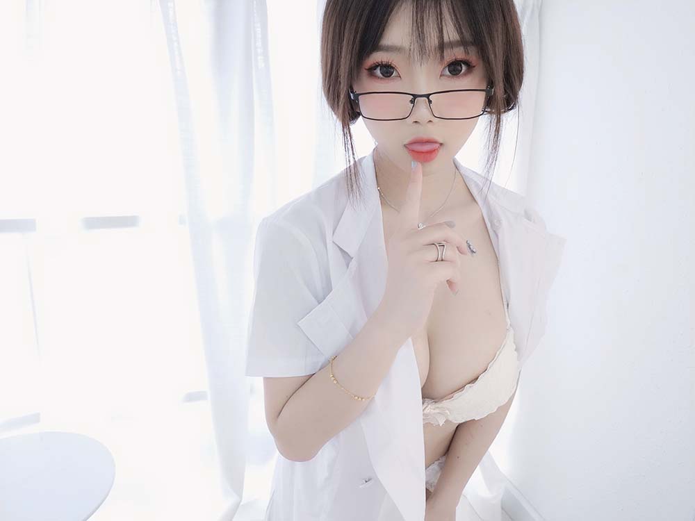 鬼畜瑶在不在w – 笨蛋护士 Cosplay-第2张