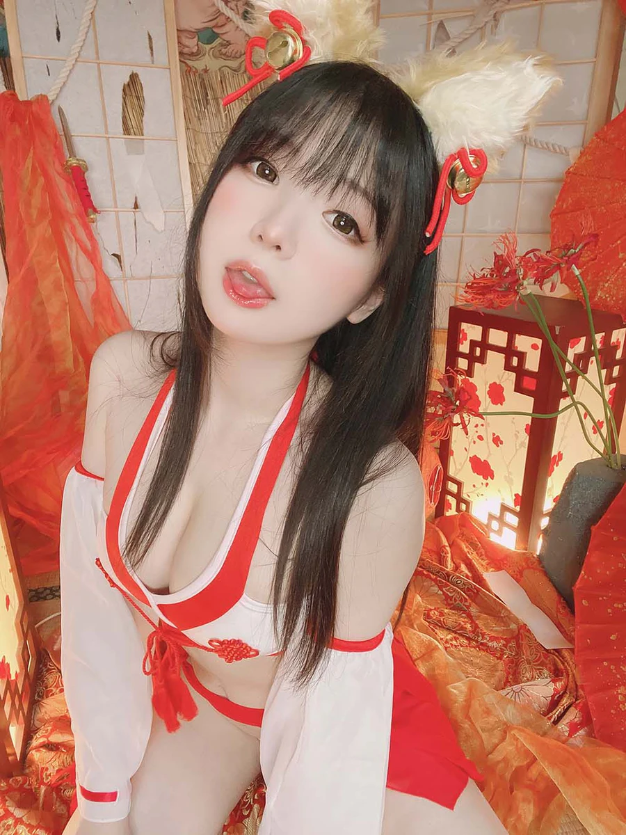 霜月shimo – きつね巫女さん Cosplay-第1张