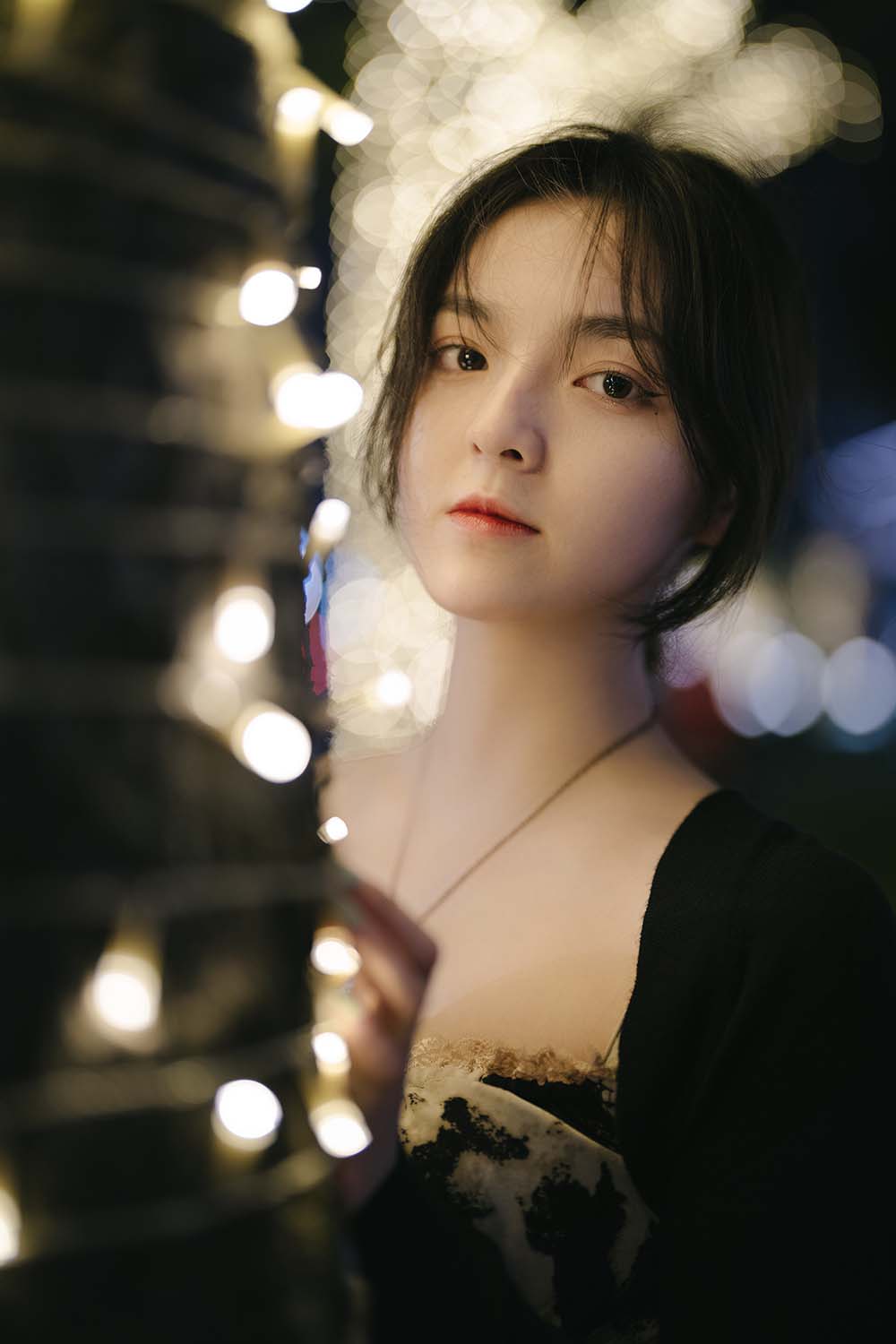 [YITUYU艺图语]2023.04.19 1.2大光圈下纯自然拍摄的夜景人像 dudu YITUYU艺图语-第1张