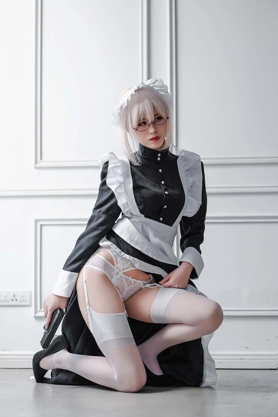 田璐璐 – 女仆长裙 Cosplay-第1张